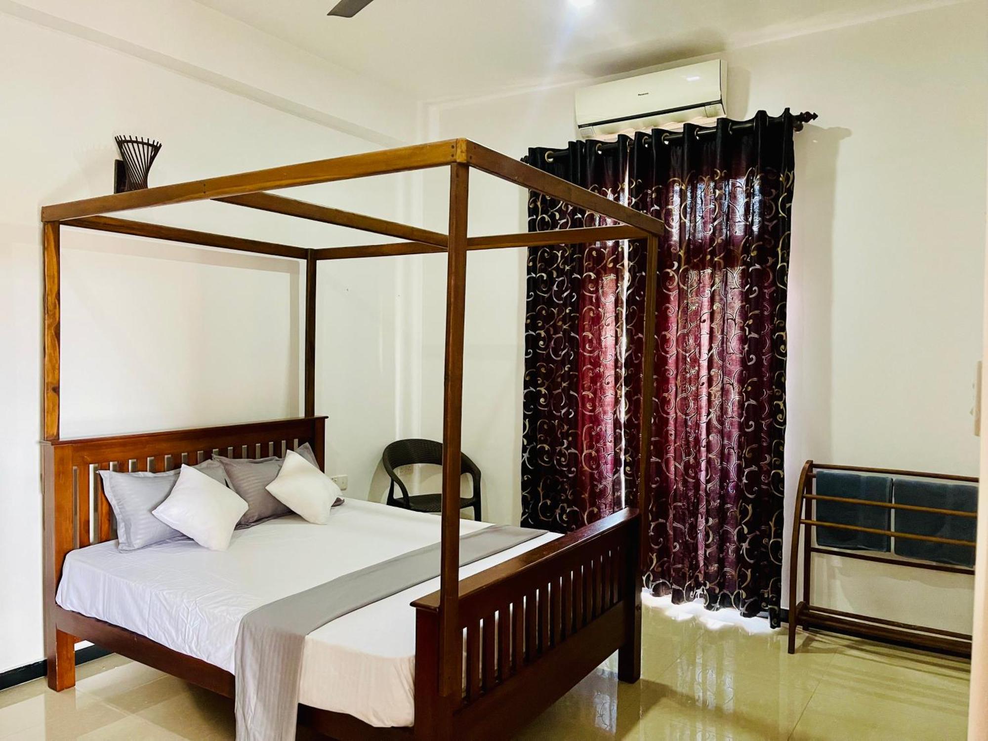 Sand & Surf Guest House Negombo Exterior foto